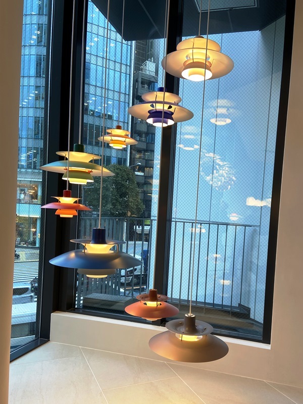 青山に店のある照明ブランドを視察: ナミキデザインのブログ