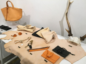akiko hayashi_bag_31.jpg