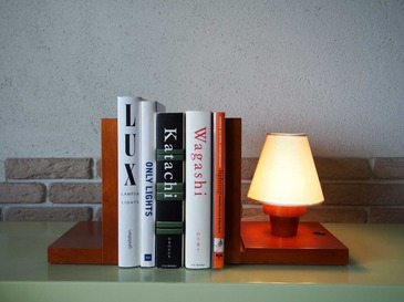 book_end_light_2.jpg